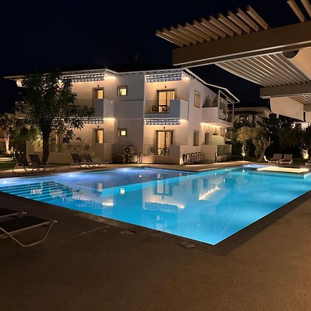 Studio Nikiti Beach Exterior foto