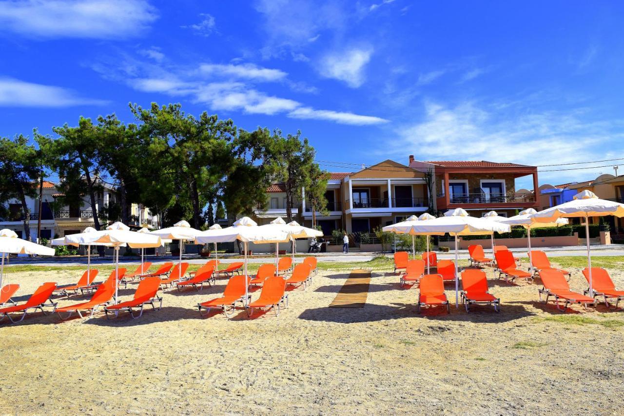 Studio Nikiti Beach Exterior foto