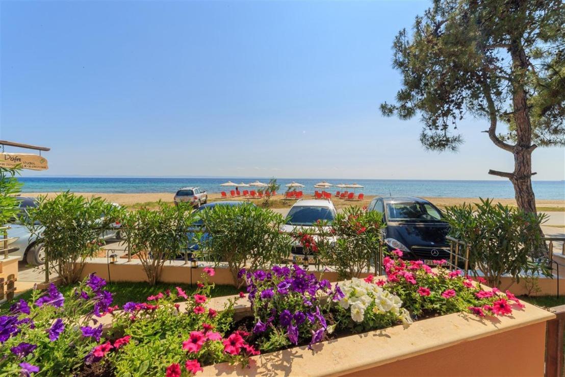Studio Nikiti Beach Exterior foto