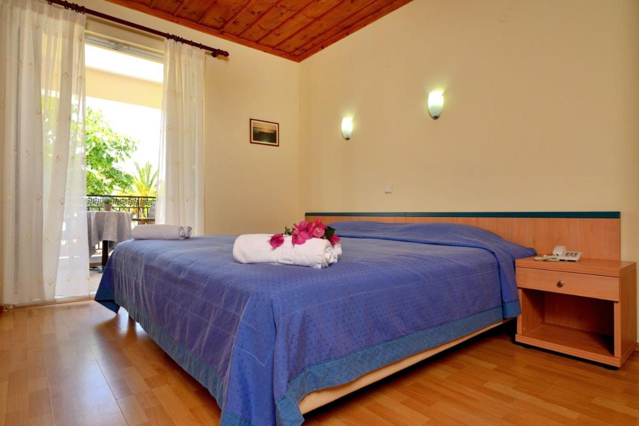 Studio Nikiti Beach Exterior foto