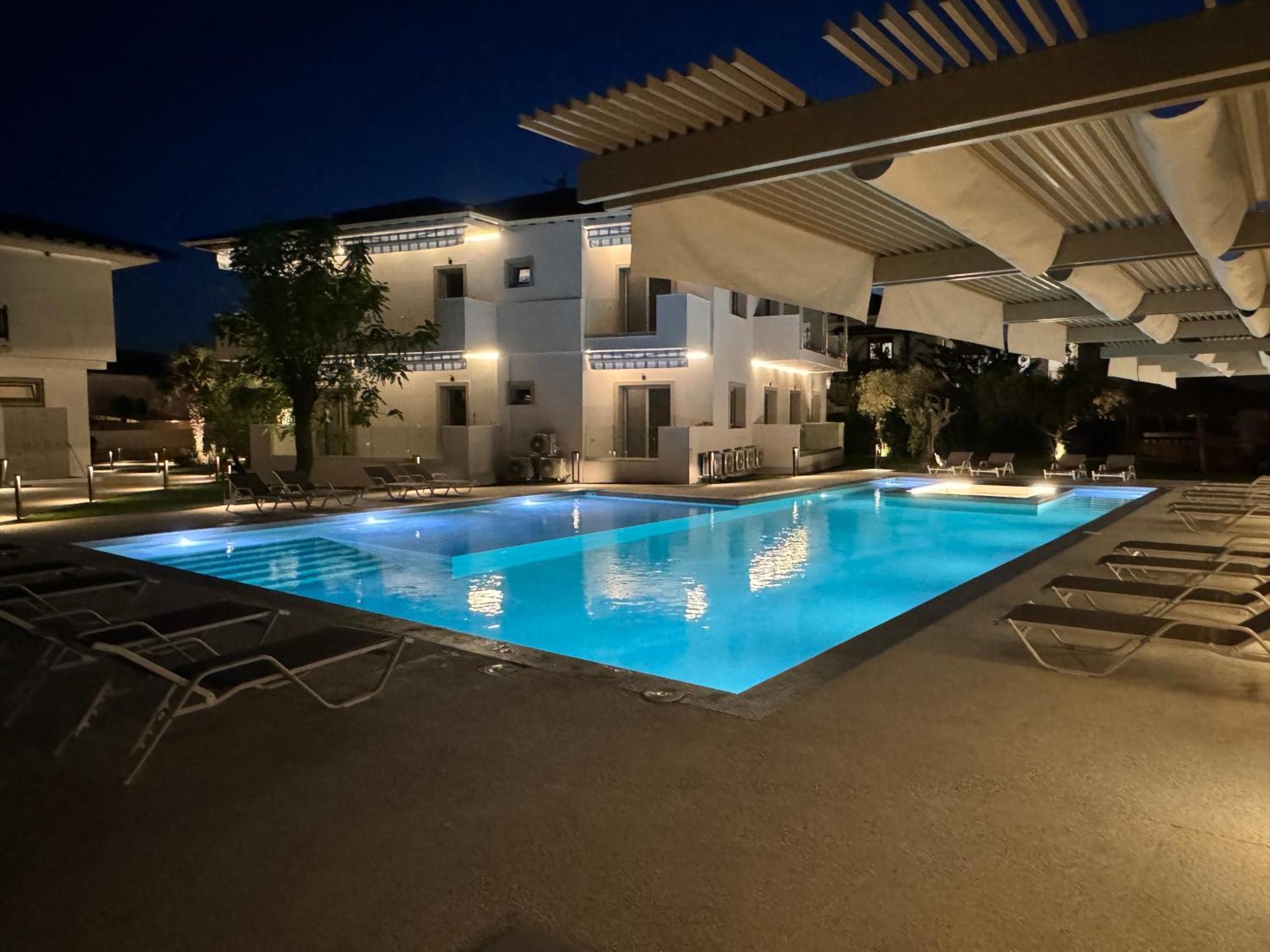 Studio Nikiti Beach Exterior foto