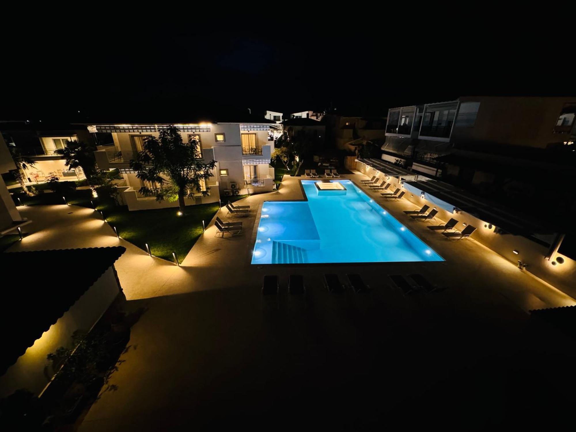 Studio Nikiti Beach Exterior foto