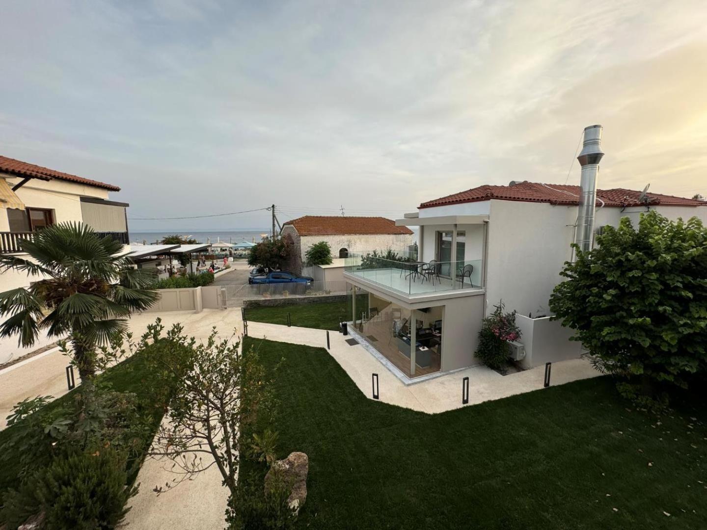 Studio Nikiti Beach Exterior foto
