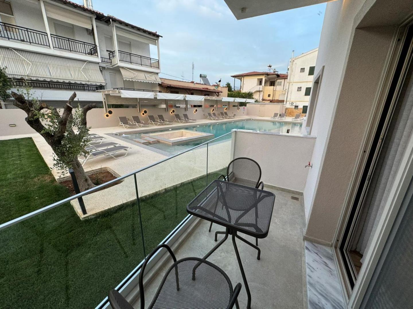 Studio Nikiti Beach Exterior foto