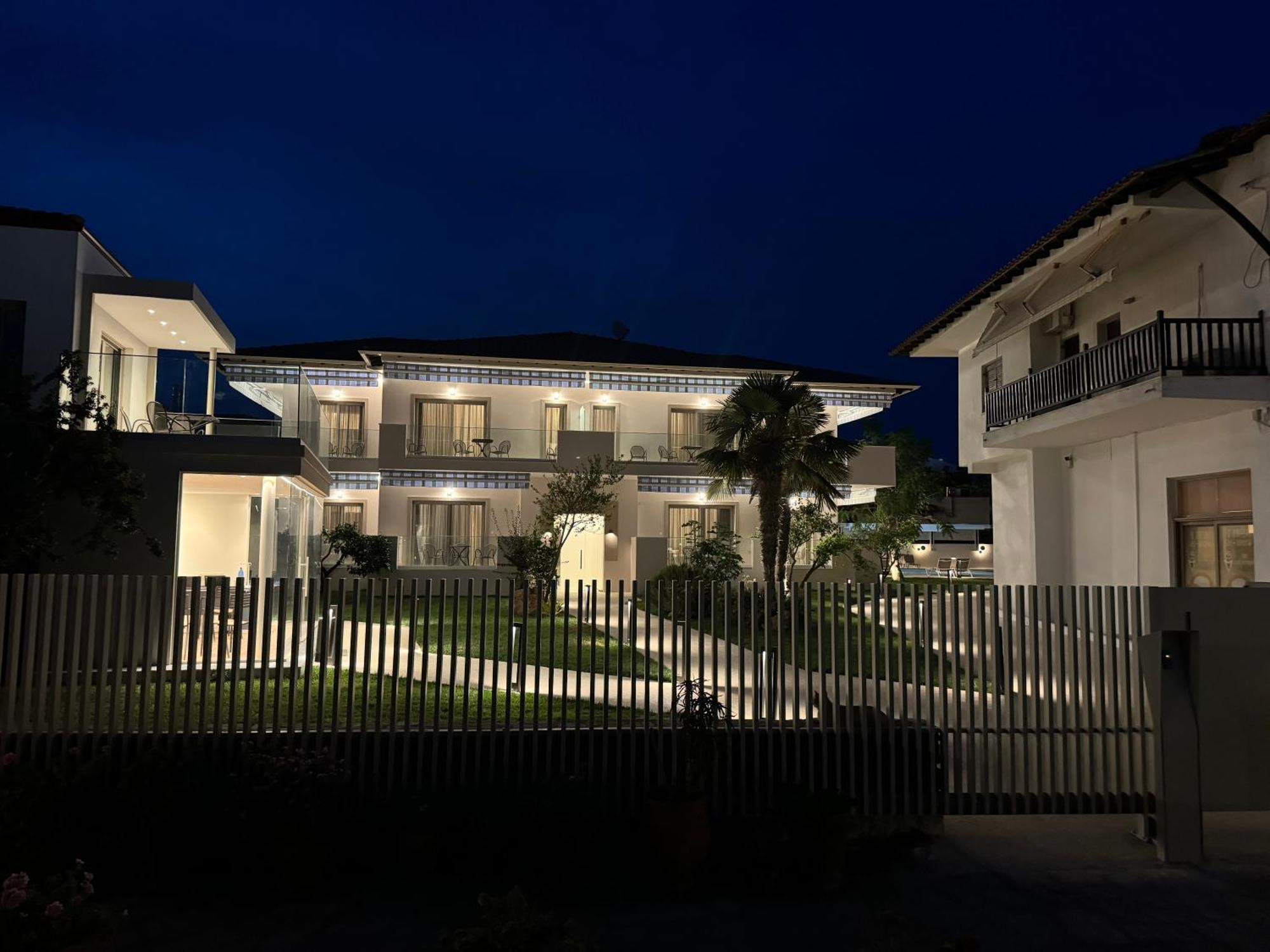 Studio Nikiti Beach Exterior foto